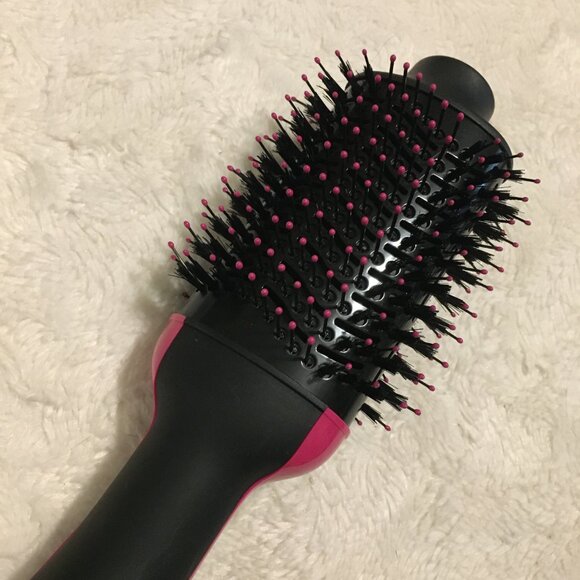 Revlon Salon Helen of Troy Hot Air Dryer Round Hair Brush & Volumizer - Picture 7 of 11